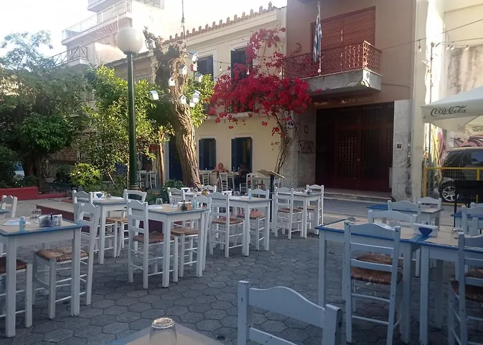 Eternal Acropolis Suites